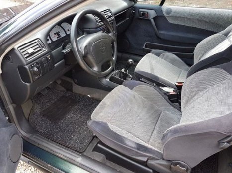 Opel Calibra - 2.0i Nette Auto Airco - 1