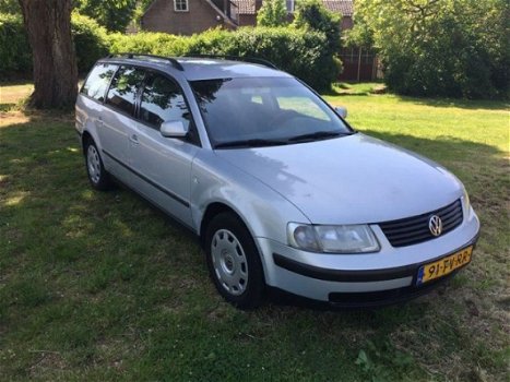 Volkswagen Passat Variant - 1.9 TDI Comfortline CLIMA - 1