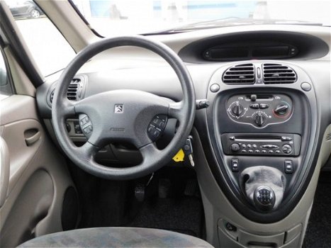 Citroën Xsara Picasso - 1.6I, AIRCO, STUURBEKRACHTIGING, ELEK-RAMEN, CENT-VERGRENDELING, RADIO-CD - 1