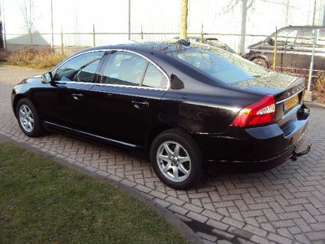 Volvo S80 - Diesel 2.0D 136PK LIMITED EDITION - 1