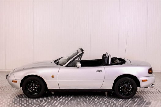 Mazda MX-5 - MX5 1.6I 16V - 1