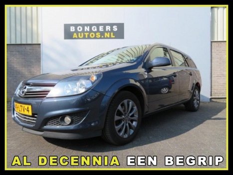 Opel Astra Wagon - STATION1.6 111 YEARS EDITION NAVIGATIE - 1