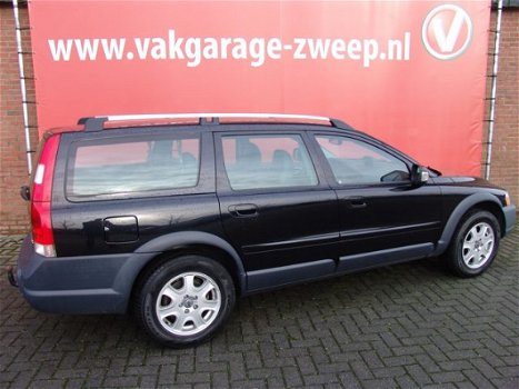 Volvo XC70 - 2.4 D5 185PK AWD Automaat | Vol-Leder | Navi | Trekhaak - 1