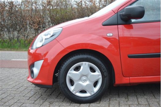 Renault Twingo - 1.2-16V Authentique - 1