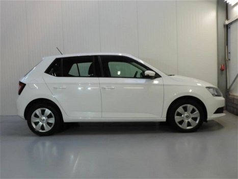 Skoda Fabia - 1.2 TSI Active Automaat Rijklaarprijs - 1