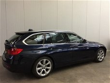 BMW 3-serie Touring - 320D HIGH EXECUTIVE 184PK NAVI-LEDER-XENON-PDC-DAKRAIL-CRUISE End Of Year Sale