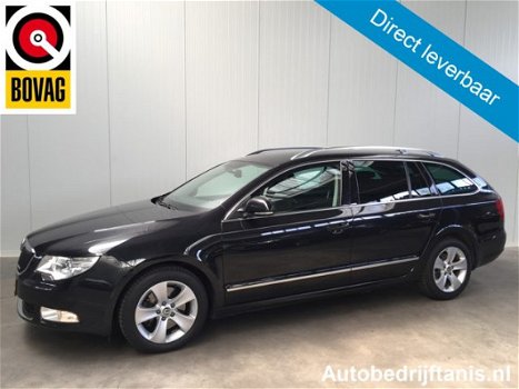 Skoda Superb Combi - 1.6 TDI 140PK ARCTIC ACTIVE NAVI-LEDER-XENON-LMV-PDC-CRUISE End Of Year Sale - 1