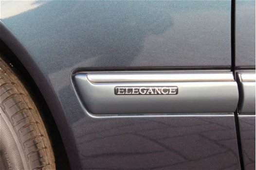 Mercedes-Benz E-klasse - E 200 AUT. ELEGANCE bijtelling vriendelijk | AIRCO | CRUISE | - 1