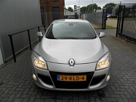 Renault Mégane Coupé - 1.6 Dynamique , SPORTIEF MODEL - 1