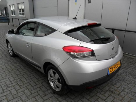 Renault Mégane Coupé - 1.6 Dynamique , SPORTIEF MODEL - 1