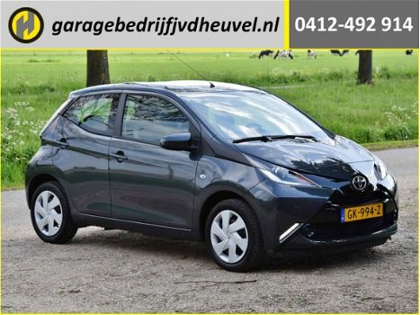 Toyota Aygo - 1.0 VVT-i x-play - 1