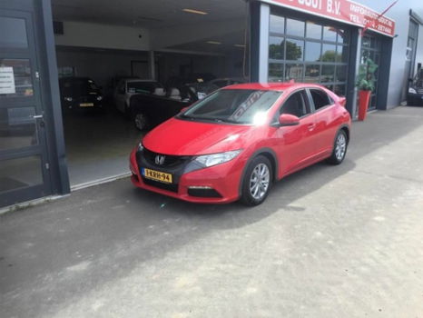 Honda Civic - 1.4 Comfort Navigatie en lage kilometers - 1