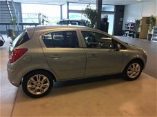 Opel Corsa - 1.2-16V ESSENTIA