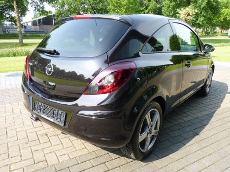 Opel Corsa - 1.2 16V 3D 80PK COLOR ED. AC LM VLGN - 1