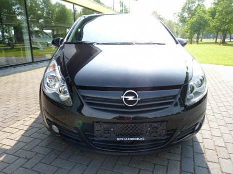 Opel Corsa - 1.2 16V 3D 80PK COLOR ED. AC LM VLGN - 1