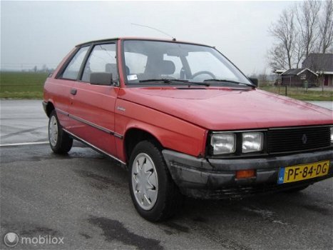 Renault 11 - TL loop/sloop - 1