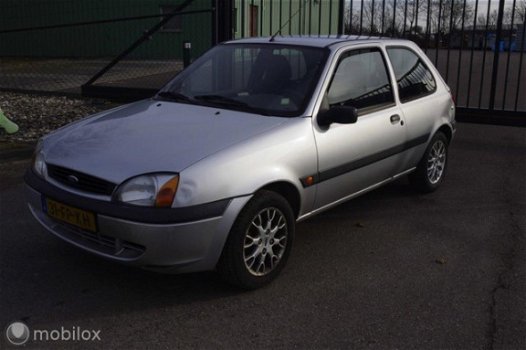 Ford Fiesta - 1.3-8V First Edition - 1