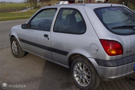 Ford Fiesta - 1.3-8V First Edition - 1