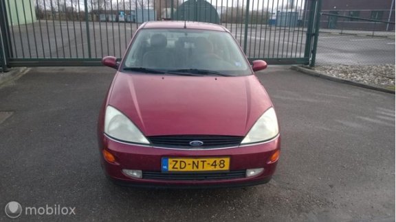 Ford Focus - 1.8-16V Ghia - 1