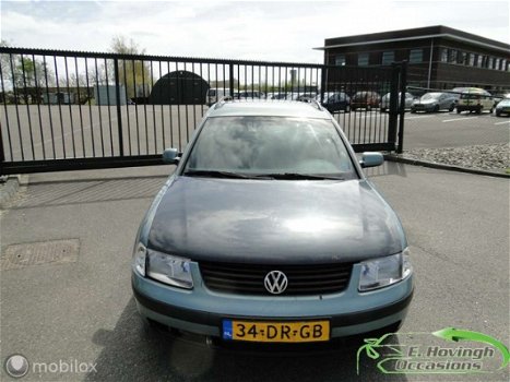 Volkswagen Passat Variant - 1.6 Trendline, export - 1