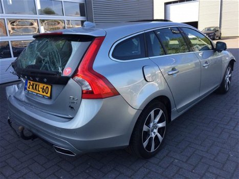 Volvo V60 - 2.4 D6 AWD PLUG-IN HYBRID SUMMUM Schuifdak - 1