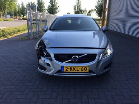 Volvo V60 - 2.4 D6 AWD PLUG-IN HYBRID SUMMUM Schuifdak - 1