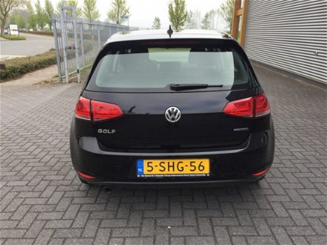 Volkswagen Golf - 1.6 TDI 5 Deurs Nav Clima BLUEMOTION - 1