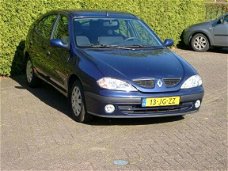 Renault Mégane - 1.4-16V AIR Airco, nieuwe D.riem, APK en banden