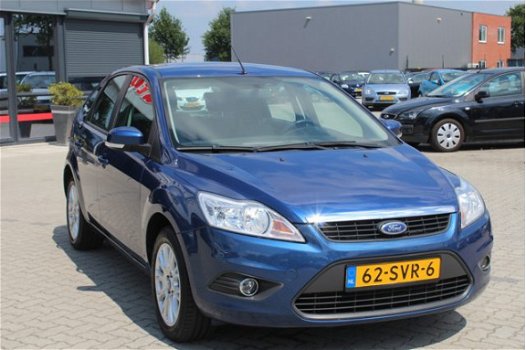 Ford Focus - 1.6 TDCI COMFORT airco, elektrische ramen, radio cd speler, lichtmetalen wielen, trekha - 1