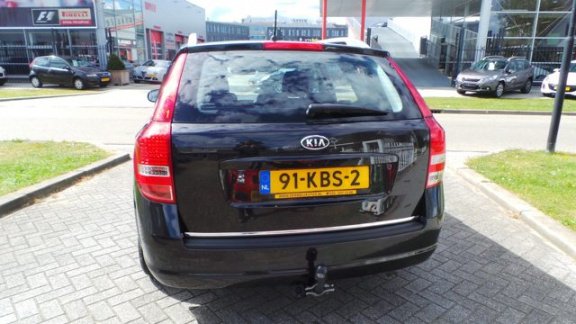 Kia Cee'd - 1.6 CRDI X-TRA NW MODEL Airco - 1