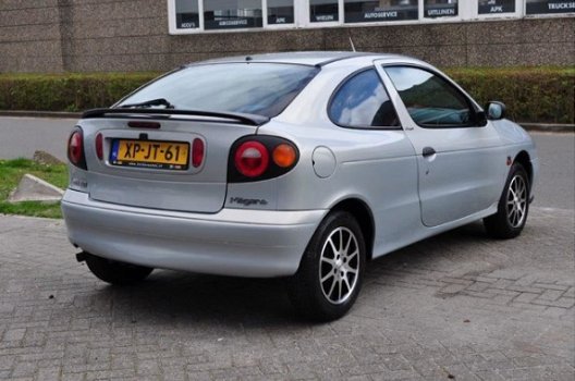 Renault Mégane - 1.6e AIRCO/CENTRAAL/ELECTR. PAKKET 1 JR APK NETJES - 1