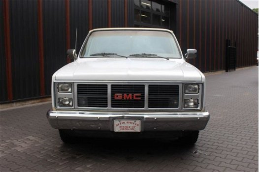 Chevrolet Silverado - GMC Sierra Classic 1500 - 1