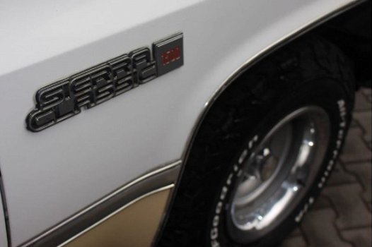 Chevrolet Silverado - GMC Sierra Classic 1500 - 1