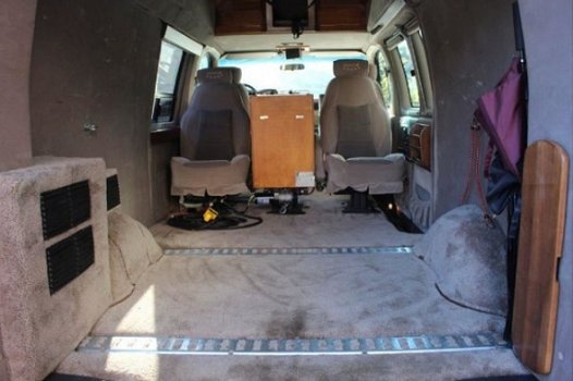 Chevrolet Chevy Van - Starcraft Camper Motorlier - 1