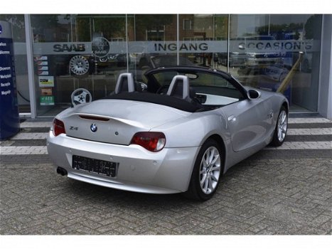 BMW Z4 Roadster - 2.5i Hardtop - 1