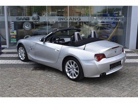 BMW Z4 Roadster - 2.5i Hardtop - 1