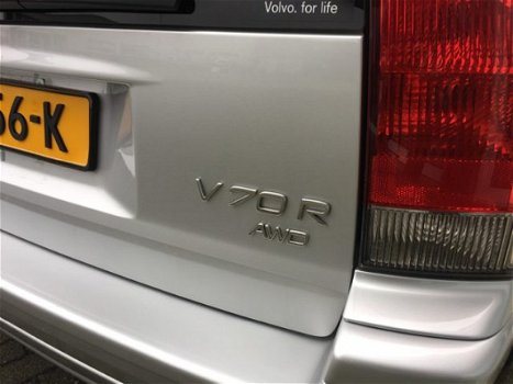 Volvo V70 - R AWD GEARTRONIC 300PK - 1