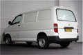 Toyota HiAce - 2.5 D-4D KWB Koelwagen - 1 - Thumbnail