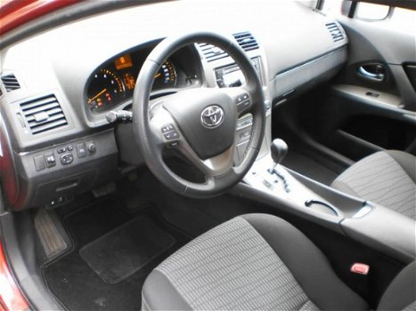 Toyota Avensis Wagon - 2.2 D-4D D-CAT 150 Business A/T - 1