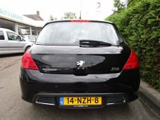 Peugeot 308 - 1.6 VTi 120 PK - NAVIGATIE - PARKEERHULP