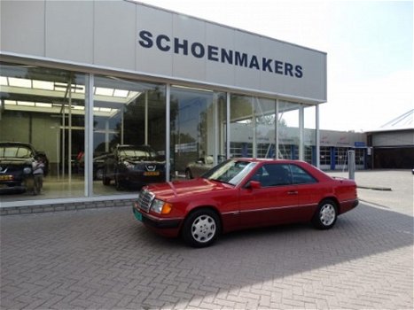 Mercedes-Benz 200-serie - 300 CE COUPE - 1