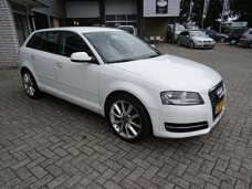 Audi A3 Sportback - 1.6 TDI ATTRACTION PRO LINE 5drs, NAV, 18INCH, ECC, CRUISE