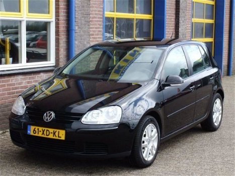 Volkswagen Golf - V 1.9 TDI Trendline met gereviseerde bak - 1