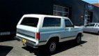 Ford Bronco 4x4 - 5.0 V8 - 1 - Thumbnail