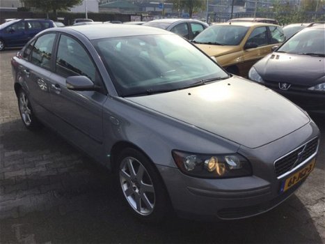 Volvo S40 - 1.8 Kinetic, TOPSTAAT, NAVI, ZEER MOOI - 1