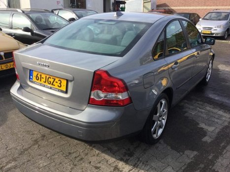 Volvo S40 - 1.8 Kinetic, TOPSTAAT, NAVI, ZEER MOOI - 1