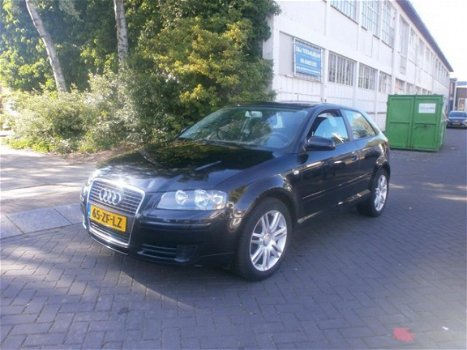 Audi A3 - 1.6 Attraction Pro Line Business - 1