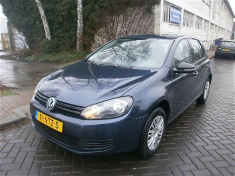 Volkswagen Golf - 1.6 TDI Highline - 1