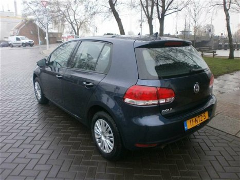 Volkswagen Golf - 1.6 TDI Highline - 1