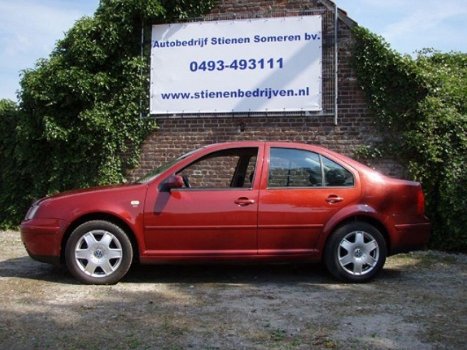 Volkswagen Bora - 1.9 TDI Comfortline - 1